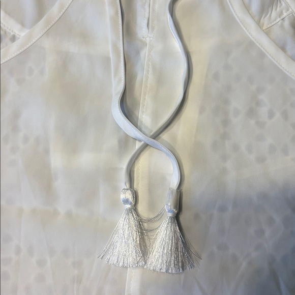 NWT Athleta Eyelet Dunes White Tank Size Small. - Picture 5 of 6